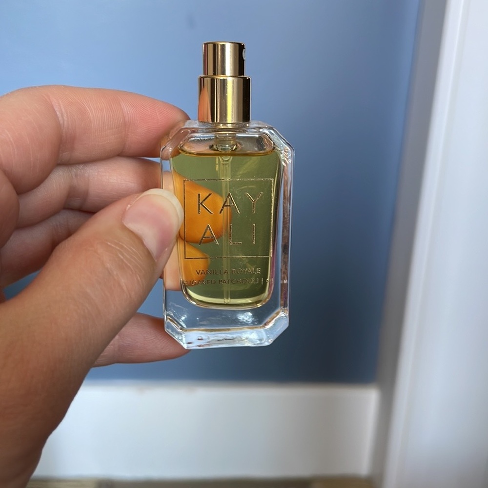 KAYALI Vanilla Royale Sugared Patchouli | 64